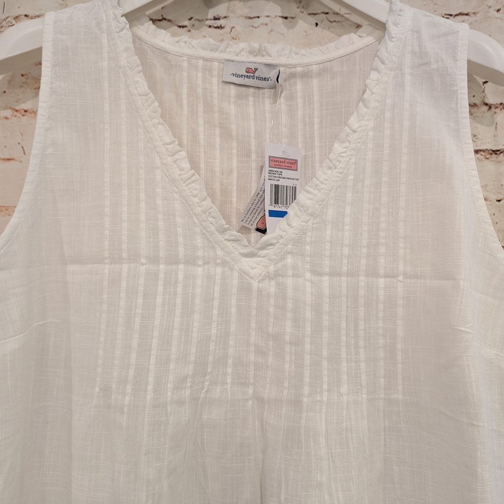 ๐ SALE ๐ NWT Vineyard Vines Women's White Sleeveless Pintuck Top - Picture 5 of 9